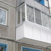 Balkonun bərkidilməsi: menteşəli və daimi, beton plitələrin bərkidilməsinin xüsusiyyətləri və üsulları